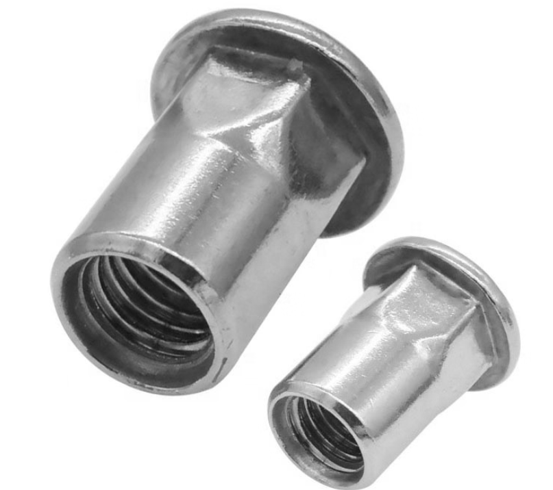 Tuerca Remache Hexagonal CON cabeza en AISI304