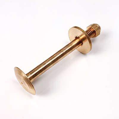 Bulones Para Tapa de Cámara en BRONCE